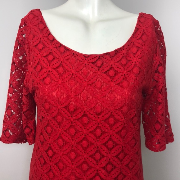 Everly Red Lace Floral Shift Dress Size M - Picture 2 of 13